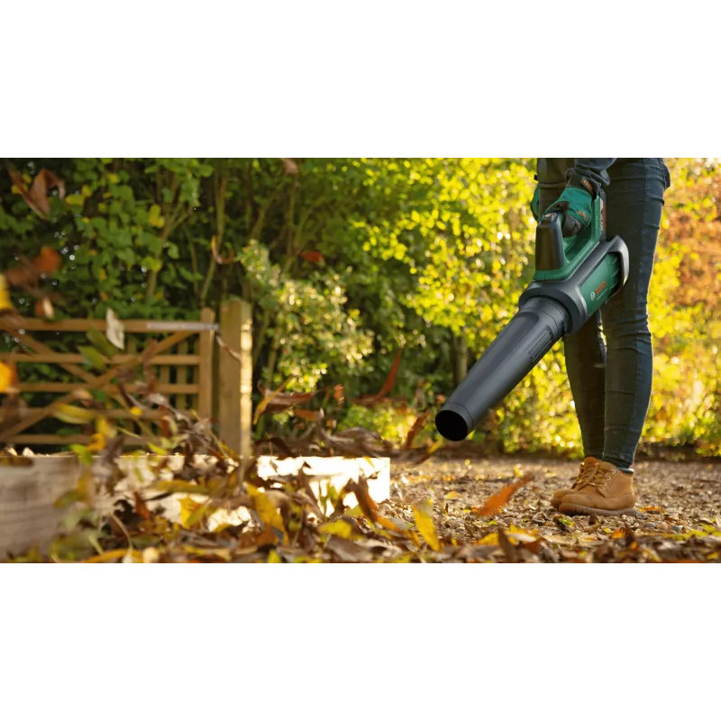 Bosch AdvancedLeafBlower 36V-750 akumulátorový fúkač lístia, 36 V, 1x 2,0 Ah, nabíjačka, 750 m³/h, 100-200 km/h, bezuhlíkový, 3,5 kg, zelený/čierny