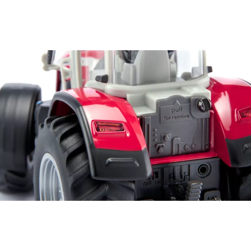 RC vozidlo Siku Massey Ferguson 9S Bluetooth app ovládanie – model traktora, app ovládaný, nabíjateľný