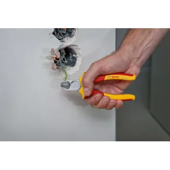 Bočné diagonálne kliešte Bosch Professional 160 mm VDE-izolované rukoväte červená/žltá