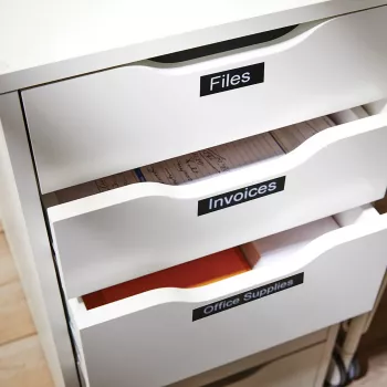 Autentické etikety DYMO D1 | Biela tlač na čiernej páske | 19 mm x 7 m | Samolepiace etikety pre tlačiarne etikiet LabelManager | Vyrobené v Európe