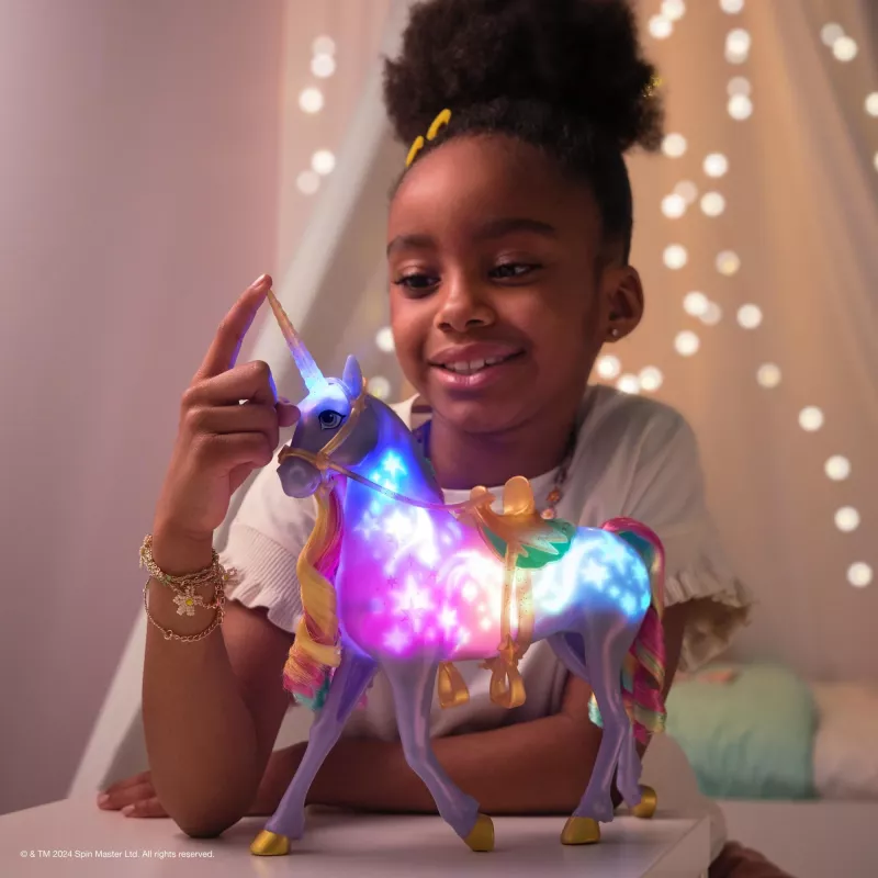 Spin Master Unicorn Academy - Svetelná mágia Wildstar, hracia figúrka