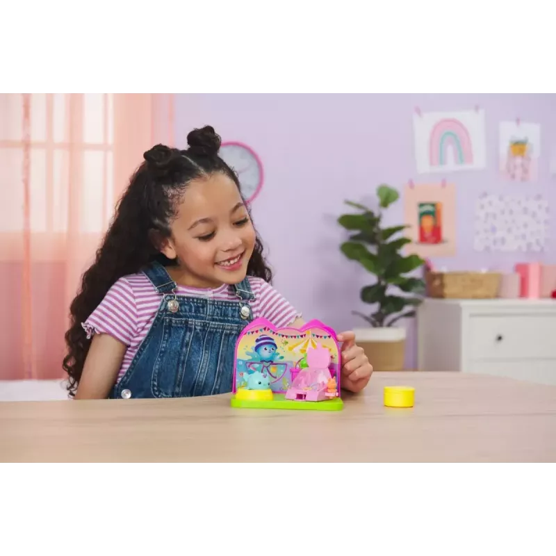 Sada figúrok Spin Master Gabby's Dollhouse Karnevalszimmer – zberateľské hracie figúrky