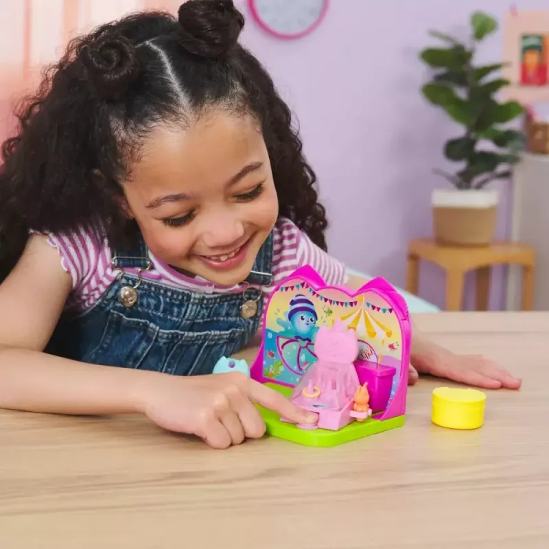Sada figúrok Spin Master Gabby's Dollhouse Karnevalszimmer – zberateľské hracie figúrky