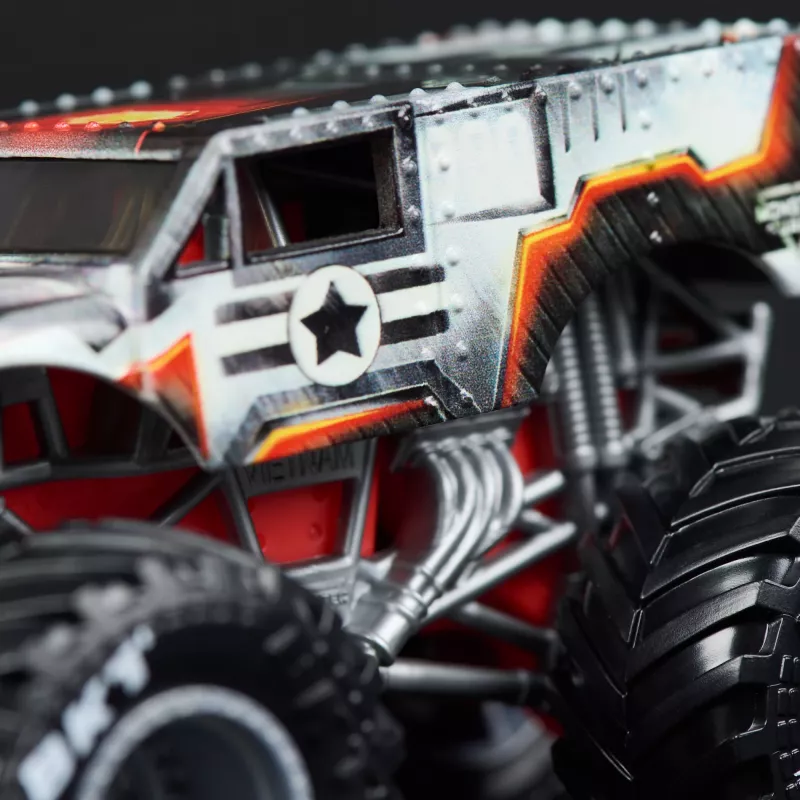 Monster Jam, Marvel Oficiálne nákladné autá Iron Man Vs. War Machine, mierka 1:64, hračka pre chlapcov a dievčatá od 3 rokov