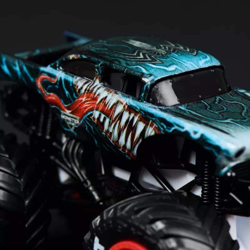 Monster Jam, Marvel Oficiálne nákladné autá Iron Man Vs. War Machine, mierka 1:64, hračka pre chlapcov a dievčatá od 3 rokov