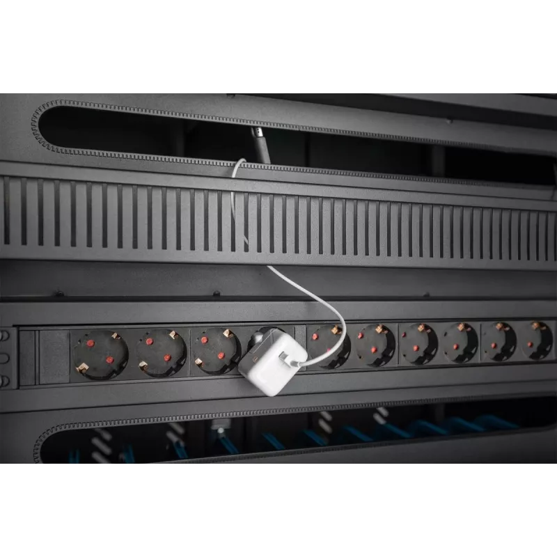 DIGITUS Nabíjací/úložný vozík 15,6 inch USB-C 30 nabíjacích miest PDU ventilátor 1260 x 824 x 650 mm