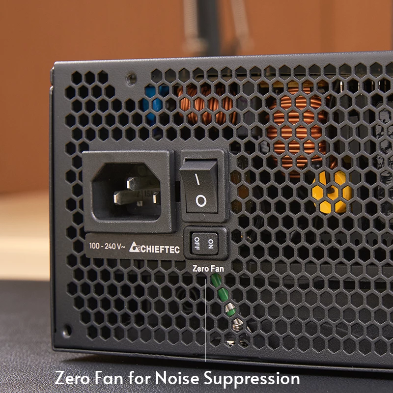 Chieftec Polaris PRO 1300W napájací zdroj 20+4-Pin ATX ATX čierny
