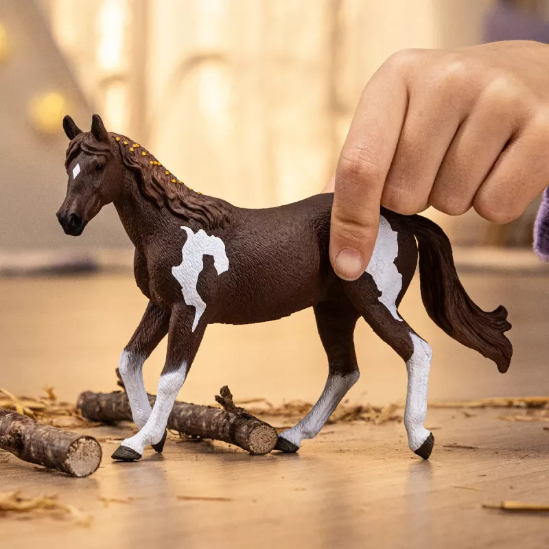 schleich HORSE CLUB Paint Horse kobyla, 5 rokov, kone, viacfarebné