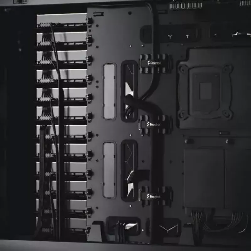 PC skriňa Fractal Design Meshify 2 XL Light Tempered Glass Tower čierna