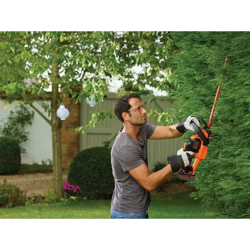 Nožnice na živý plot Black & Decker GTC18504PC dvojitý nôž 3,24 kg