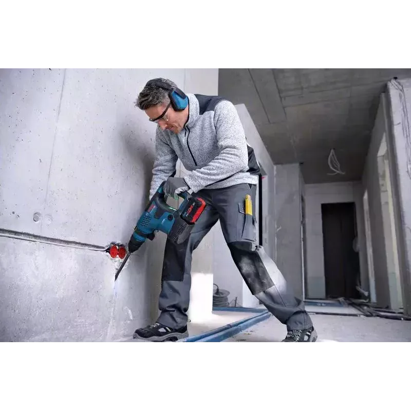 Bosch GBH 18V-34 CF Professional 500 ot/min SDS Plus 4,9 kg čierna, modrá