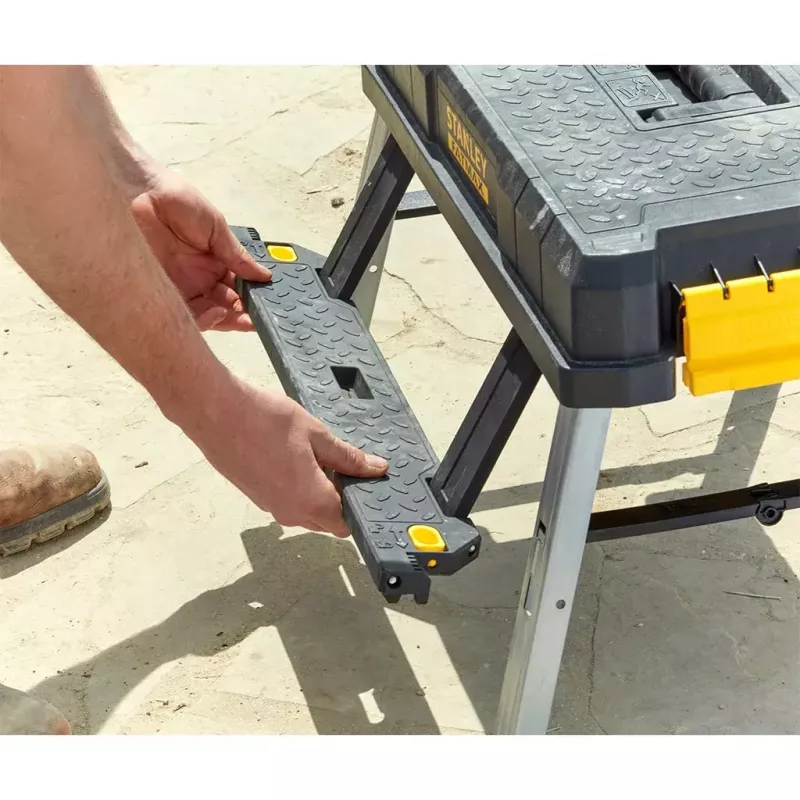 Stanley FatMax FMST81083-1 kufor na náradie so stupienkom, plastový, nosnosť 30 kg, čierno-žltý