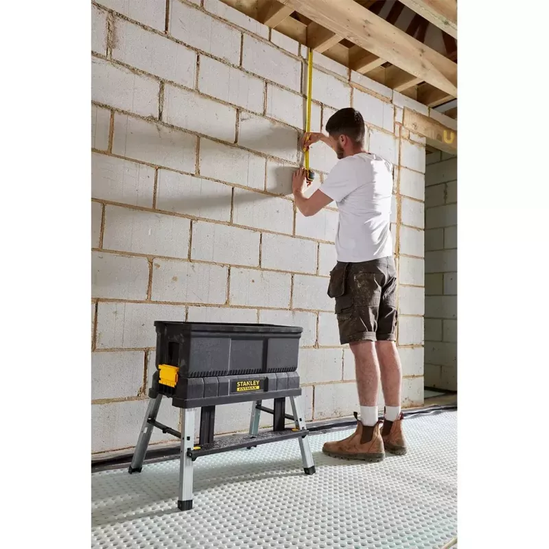 Stanley FatMax FMST81083-1 kufor na náradie so stupienkom, plastový, nosnosť 30 kg, čierno-žltý