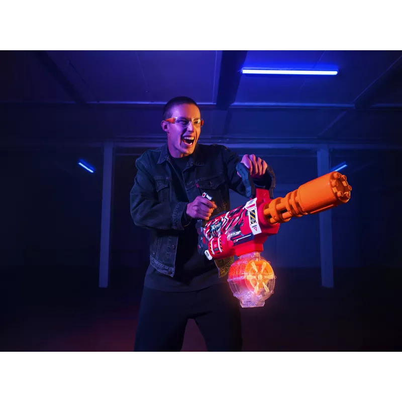 Gel Blaster Zuru XSHOT Hyper Gel Gatling Blaster – motorizovaný hračkárska blaster s rotujúcou hlavňou