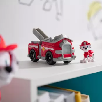 PAW Patrol, Marshallovo hasičské auto, hračkárske vozidlo so zberateľskou akčnou figúrkou, ekologicky vyrobená detská hračka pre chlapcov a dievčatá od 3 rokov