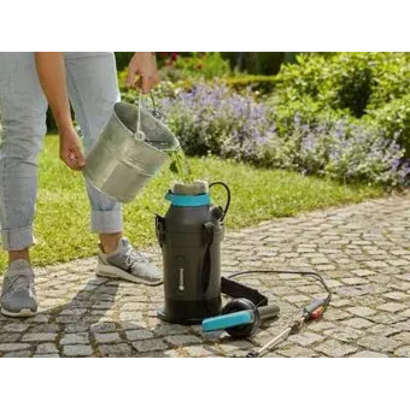 Chrbtový postrekovač Gardena 11138-20