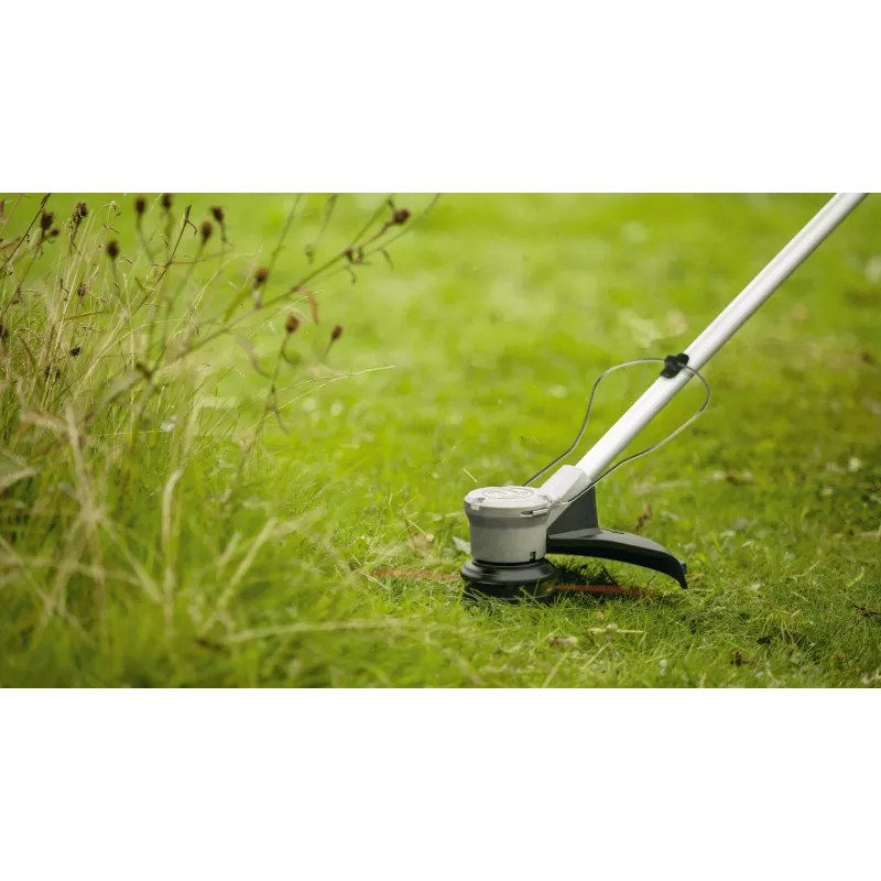 Bosch AdvancedGrassCut 36V-33 06008C1K00 akumulátorový vyžínač trávy, 36 V, 33 cm, s akumulátorom Li-ion 2,0 Ah, zelený/čierny