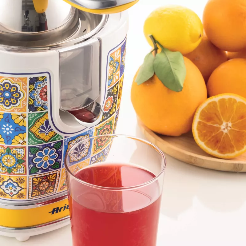 Elektrický lis na citrusy Ariete 0413/0P 0,6L 85W viacfarebný žltý