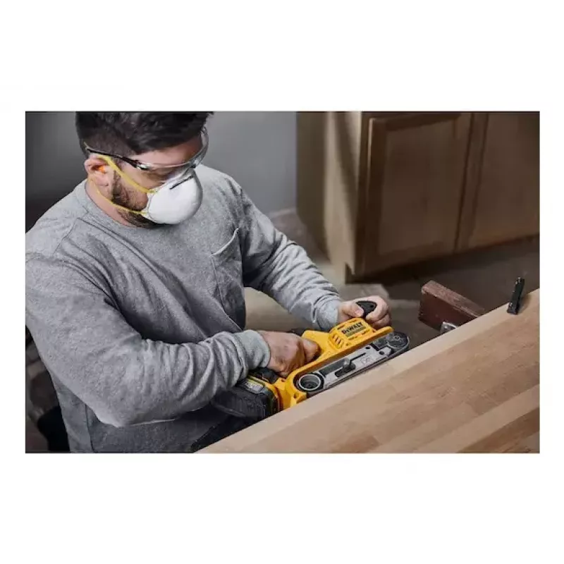 Pásová brúska DeWALT DCW220NT-XJ