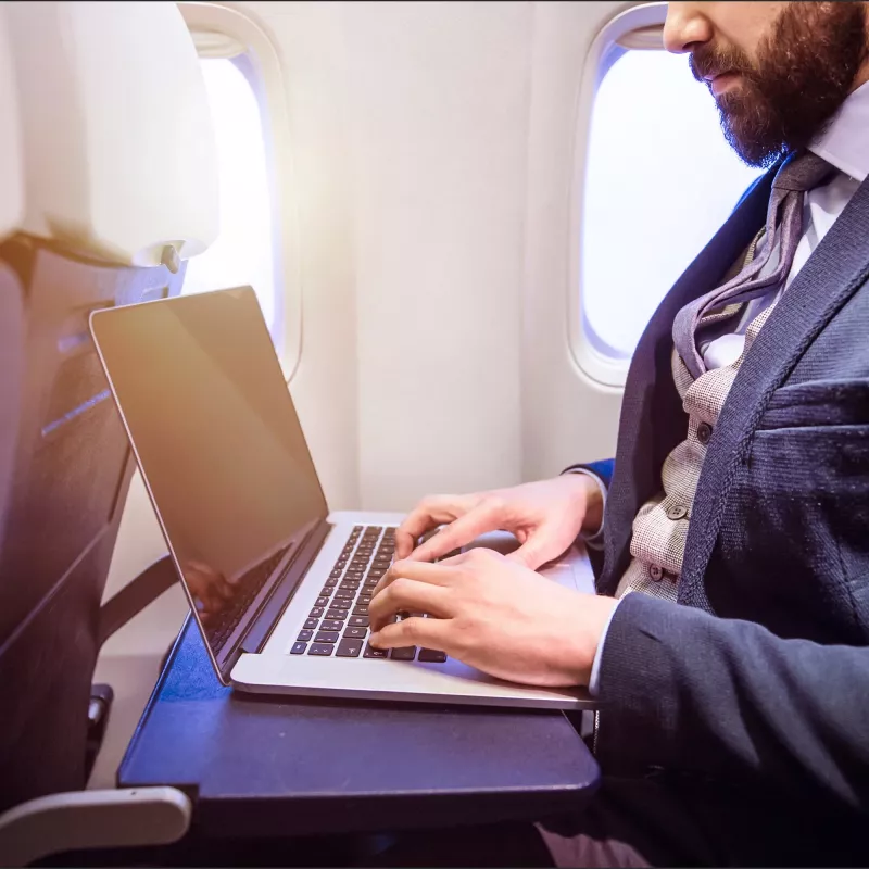 StarTech.com 14-palcový filter proti videniu pre notebook - matná ochrana proti videniu pre širokouhlé displeje (16:9) - ochrana obrazovky notebooku s 51% redukciou modrého svetla - obojstranný matný/lesklý