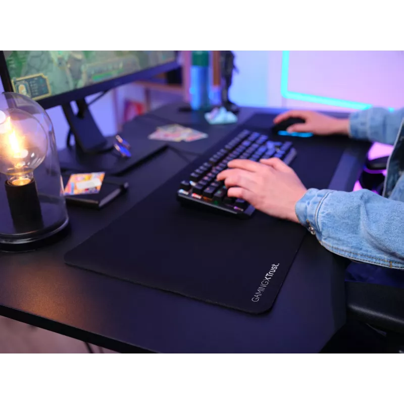 Trust GXT 758 herná podložka pod myš čierna