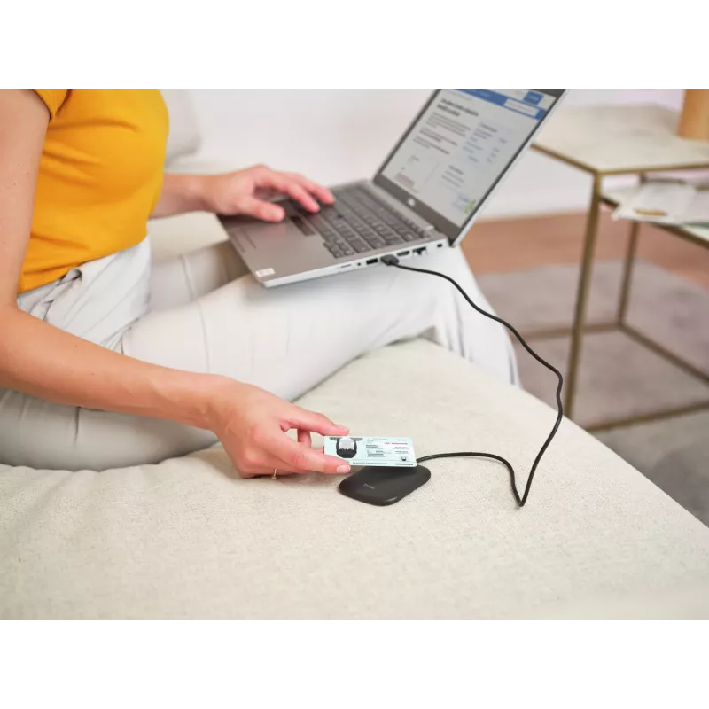 Trust Ceto čítačka čipových kariet pre interiér USB USB 2.0 čierna
