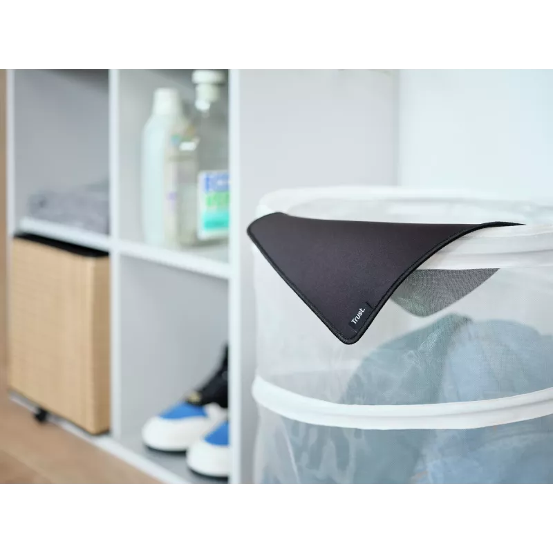 TRUST BOYE podložka pod myš - čierna, 100% recyklovaný materiál
