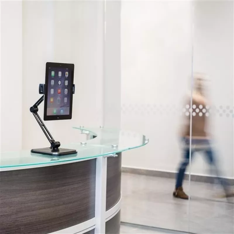 StarTech.com nastaviteľný stojan na tablet s ramenom – otočný – nástenný