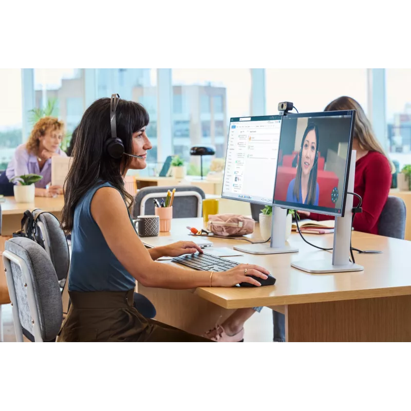 HP 700 nabíjateľná bezdrôtová myš, obojručná, RF Wireless + Bluetooth, 6000 DPI, čierna