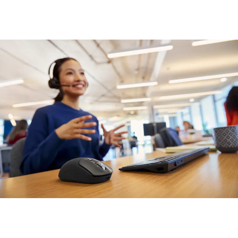 HP 700 nabíjateľná bezdrôtová myš, obojručná, RF Wireless + Bluetooth, 6000 DPI, čierna