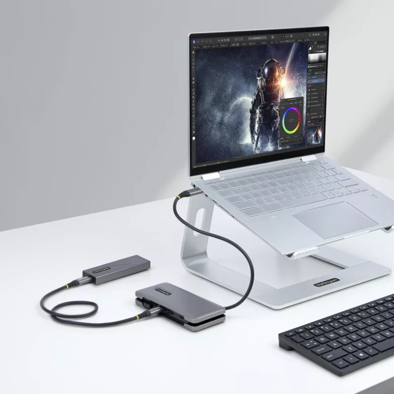 StarTech.com HB31CM1A3CB 4-portový USB-C hub, 1x USB-A + 3x USB-C, USB 3.2 Gen 2 10 Gbps, napájaný zo zbernice, obtáčací kábel 25 cm (9,8 palca)