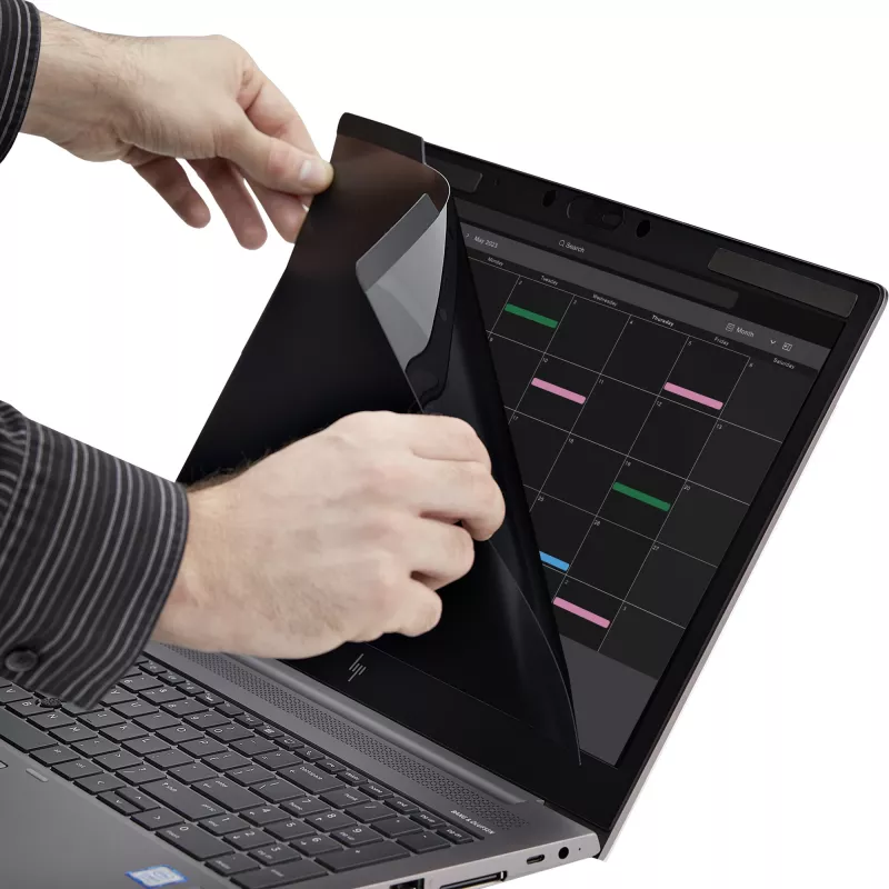 StarTech.com filter proti sledovaniu pre notebook 15.6 palca - magnetický, odnímateľný bezpečnostný filter displeja notebooku - ochrana obrazovky znižujúca modré svetlo - 16:9 - matná/lesklá - +/-30 stupňov