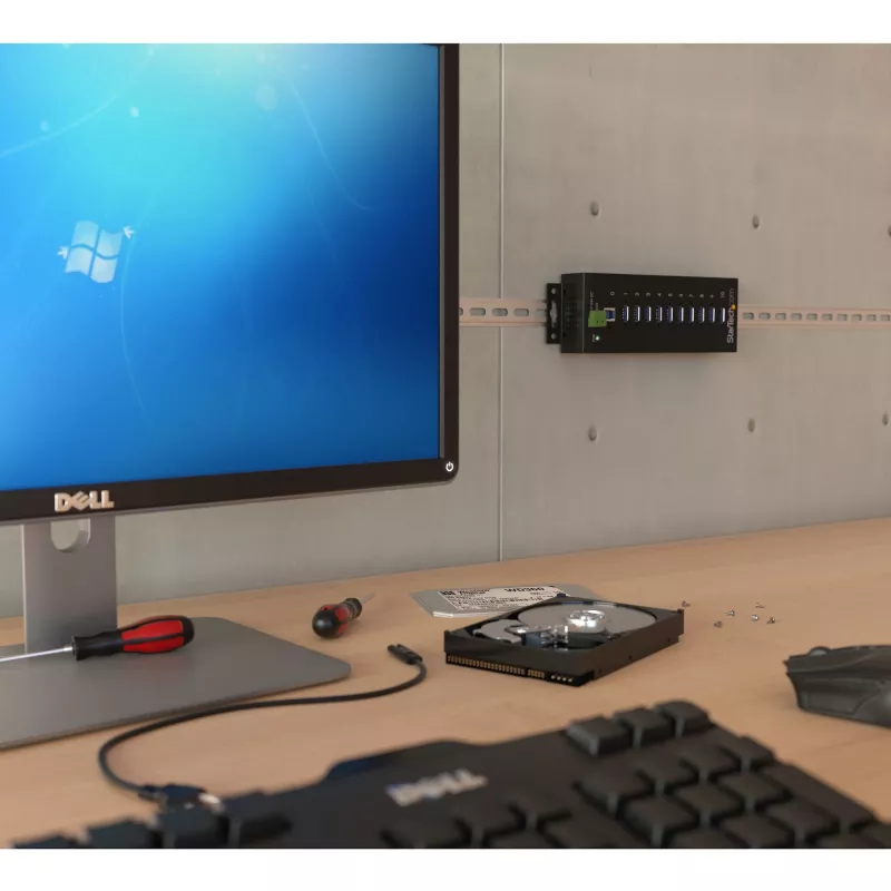 StarTech.com 10-portový priemyselný USB 3.0 hub – ESD a prepäťová ochrana~10-portový USB 3.0 hub – 5 Gbit/s – priemyselný kovový USB-A hub s ESD a prepäťovou ochranou – montáž na DIN lištu, stenu alebo stôl – TAA-kompatibilný USB rozširujúci hub