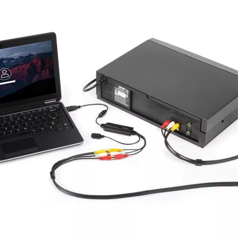 StarTech.com USB video nahrávací adaptérový kábel – S-Video/Composite na USB 2.0 SD video nahrávacie zariadenie kábel – podpora TWAIN – analógovo-digitálny prevodník pre ukladanie médií – iba Windows
