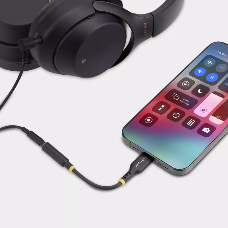 StarTech.com USBCAUDIO2 audio adaptér USB-C na 3,5 mm TRRS pre slúchadlá/náhlavná súprava, 32-bitový DAC, kompatibilný s Thunderbolt, 12,7 cm, čierny