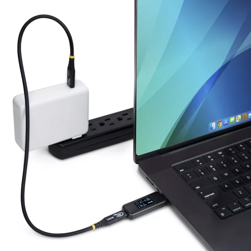 StarTech.com USB-C Power Tester, digitálny multimeter, obojsmerný voltmeter a ampérmeter, až do 240W PD EPR, prenosný tester výkonu USB-C káblov a portov