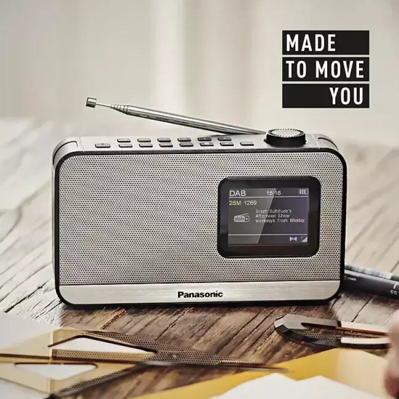 Prenosné rádio Panasonic RF-D15 digitálny tuner DAB+ FM 3W
