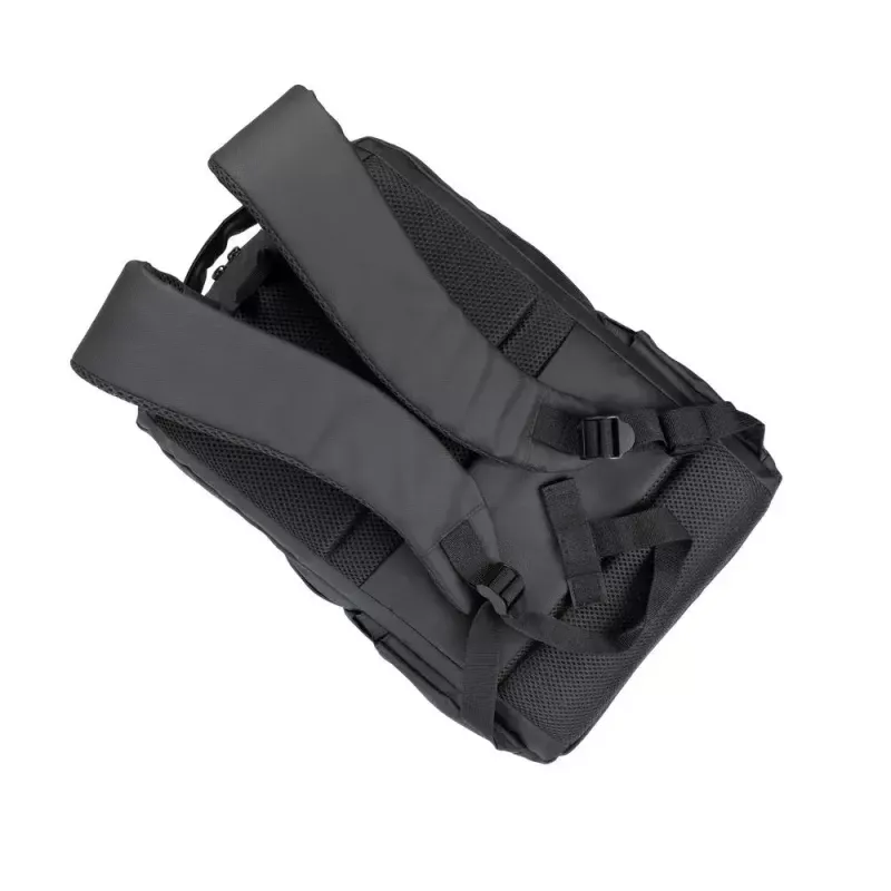 Voľnočasový batoh Rivacase Tegel čierny polyester Urban Style