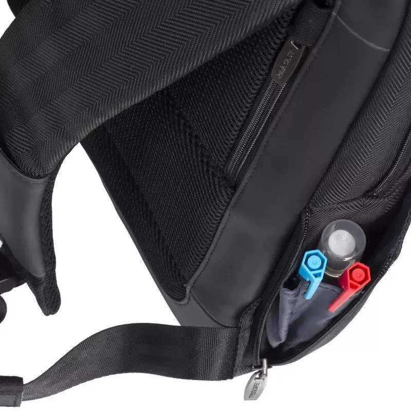Batoh Rivacase 8125 35,6 cm (14 palcov)
