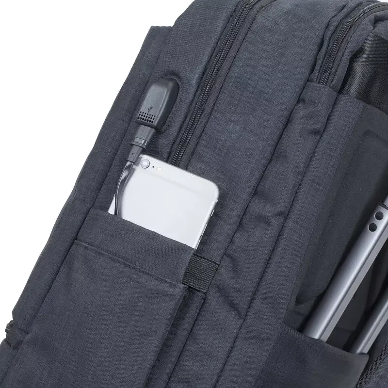Batoh Rivacase 8365 pre 17,3-palcové notebooky, polyester, čierny, 850 g