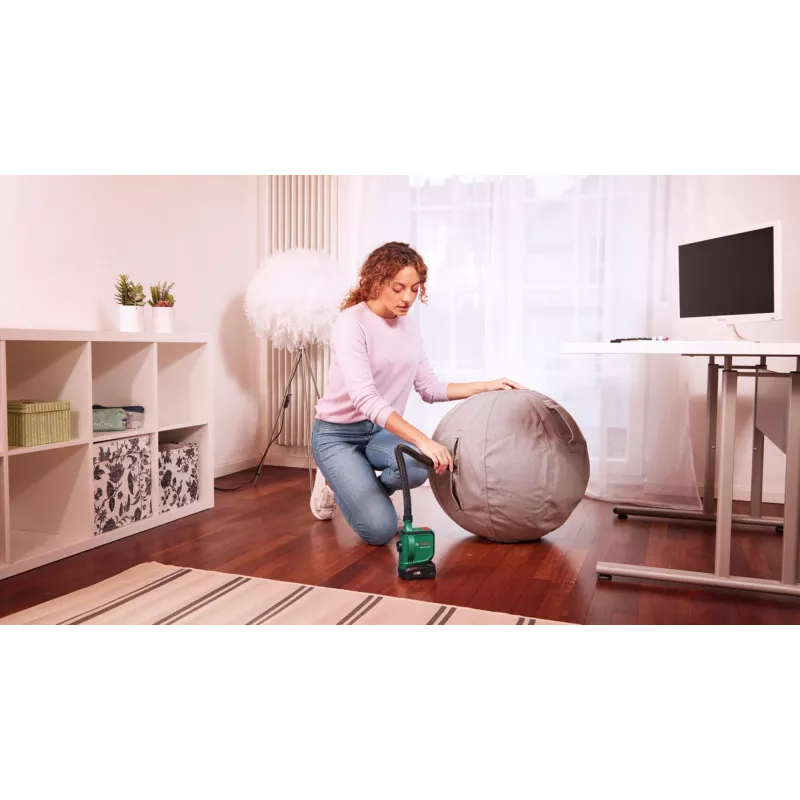 Bosch UniversalBrush 06033E0000 bezdrôtová elektrická čistiaca kefa, 3,6 V, Li-Ion, čierna