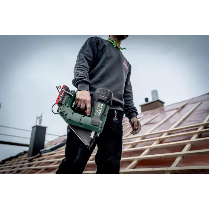 Klincovačka Metabo NFR 18 LTX 90 BL batéria 4 Ah 550 úderov/min