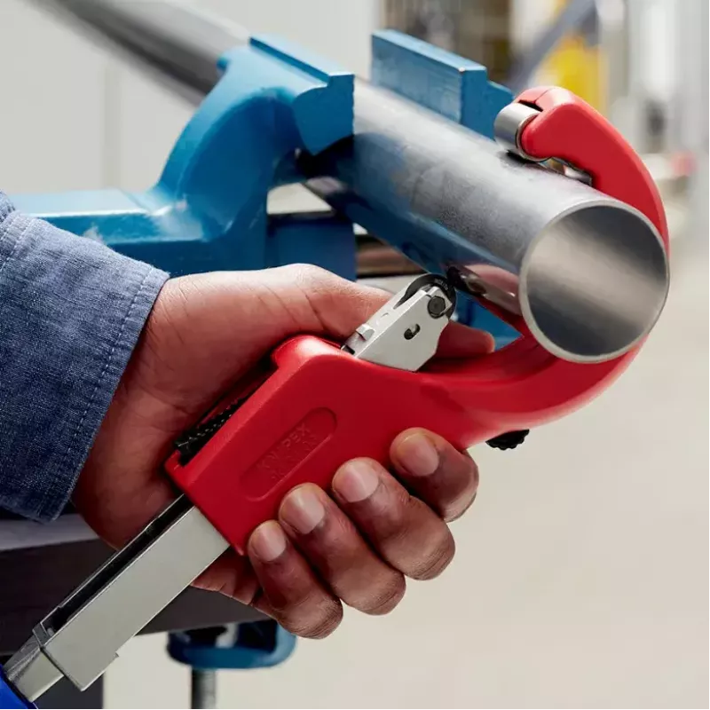 Rezačka rúr Knipex 90 31 03 BK vhodná na mosadz, meď, oceľ