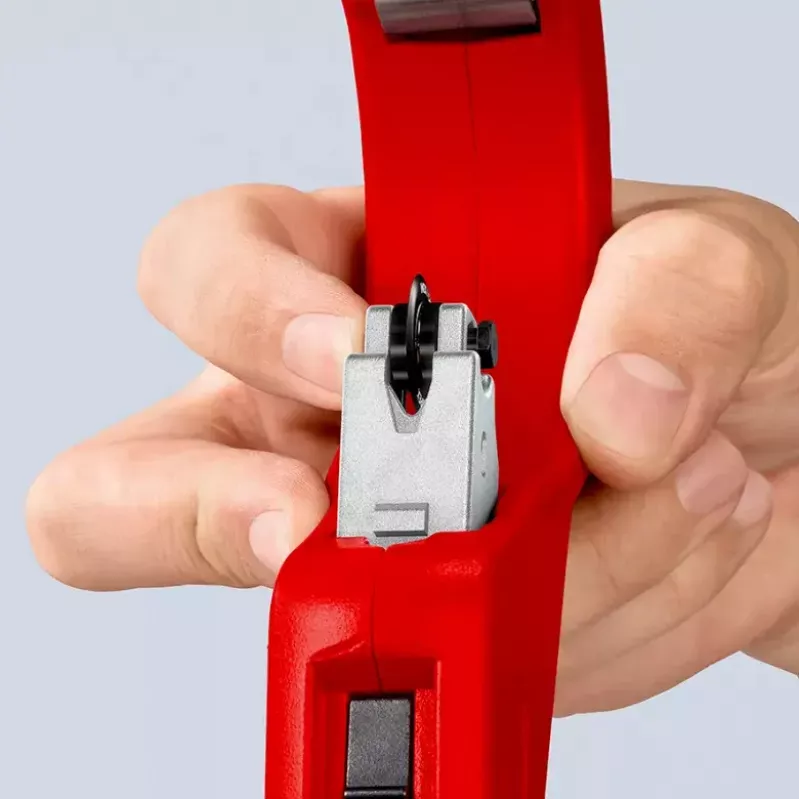 Rezačka rúr Knipex 90 31 03 BK vhodná na mosadz, meď, oceľ