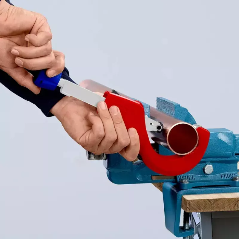 Rezačka rúr Knipex 90 31 03 BK vhodná na mosadz, meď, oceľ