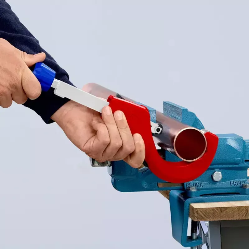Rezačka rúr Knipex 90 31 03 BK vhodná na mosadz, meď, oceľ