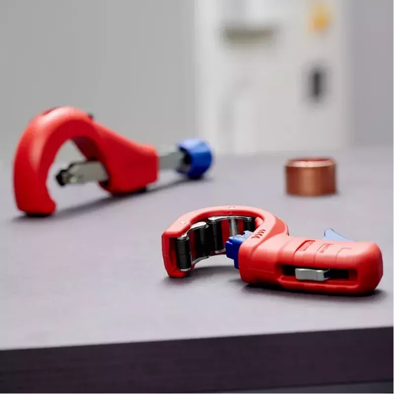 Rezačka rúr Knipex 90 31 03 BK vhodná na mosadz, meď, oceľ