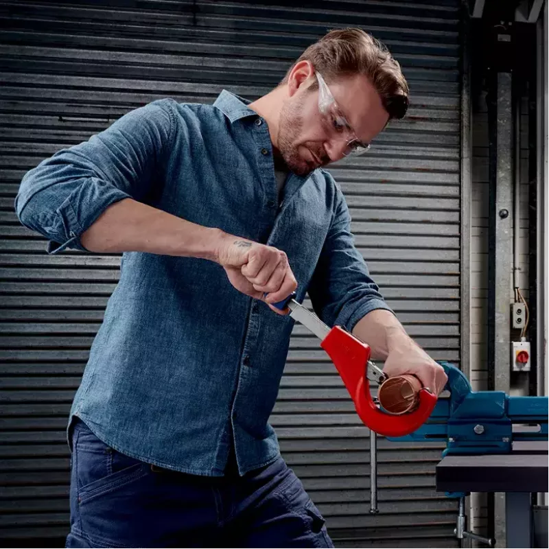 Rezačka rúr Knipex 90 31 03 BK vhodná na mosadz, meď, oceľ