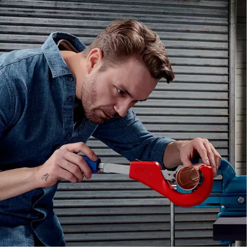Rezačka rúr Knipex 90 31 03 BK vhodná na mosadz, meď, oceľ