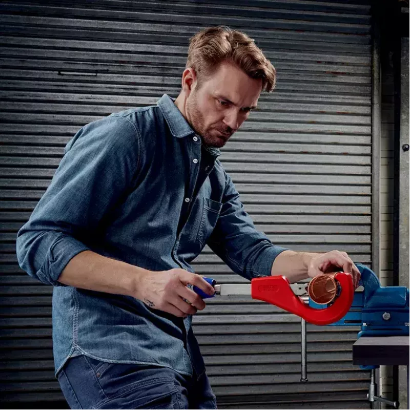Rezačka rúr Knipex 90 31 03 BK vhodná na mosadz, meď, oceľ